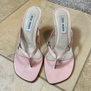 Steve Madden - pink kitten heel size 6
